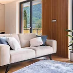Aparthotel Nina 4*