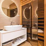 Apartmanhotel Nina 4*