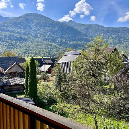 Nina شقة فندقية 4*