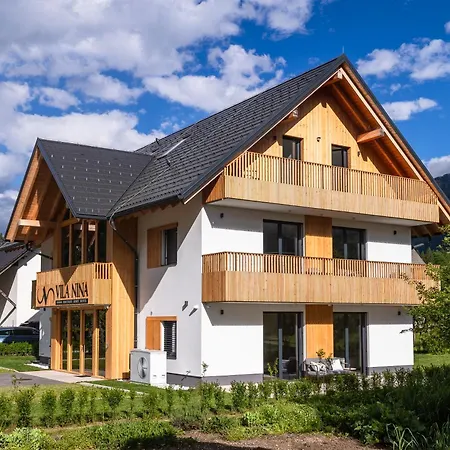 شقة فندقية Nina 4*